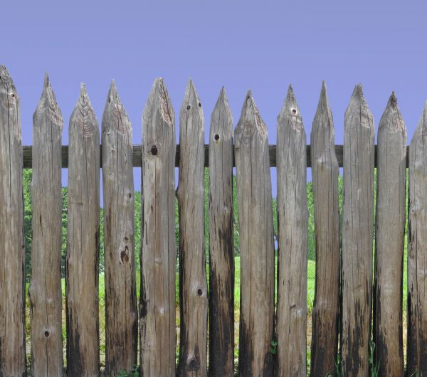 Cost of Cedar Post Repair in Longview