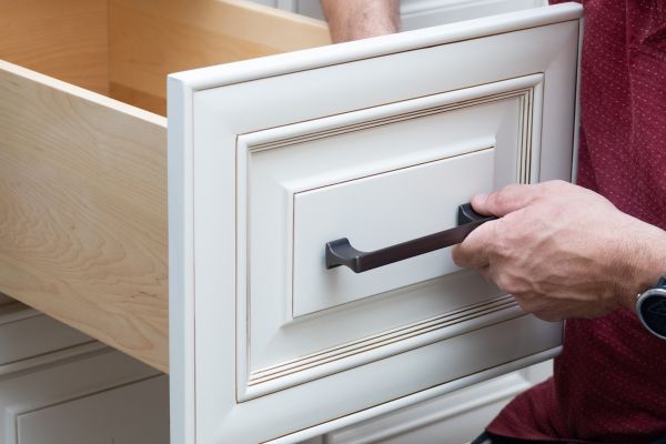 Cost of Cabinet Handle Installation in Longview