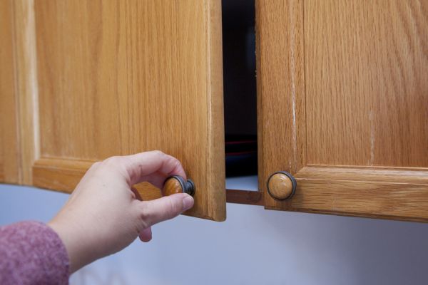 Cost of Cupboard Knob Installation in Longview