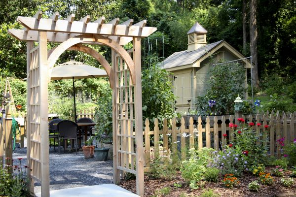 Cost of Trellis Mounting in Longview